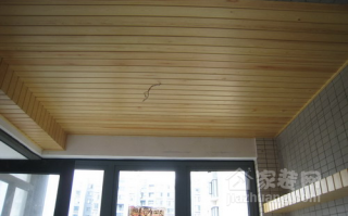 吊顶用什么木板环保（吊顶用哪种板材）