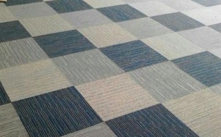  32平地毯要多少钱「600×600的地毯多少钱一平方」