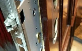 防盗门换个锁芯多少钱一个