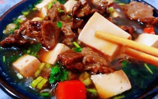  做牛肉腐高压锅煮多少时间「牛肉炖豆腐用锅好还是压力锅好」