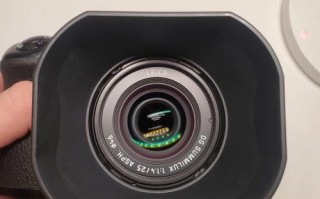  徕卡相机镜头伸缩怎么调节「徕卡相机镜头伸缩怎么调节参数」