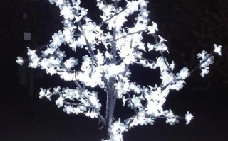 树干自制树灯 用led灯做树