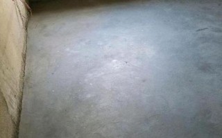 贴地板一平方要多少水泥沙-贴地板1平方多少水湿