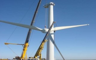 大型风力发电机多少钱一台2700万吗?