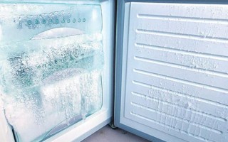 清冰柜里的冰能用开水吗 冰柜清冰有什么好处