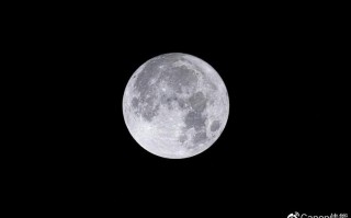  拍月亮的镜头叫什么「拍月亮用的镜头」