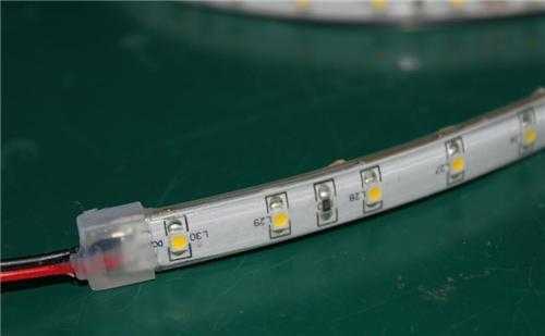 led生鲜灯带线（led灯带安装接线方法 多条）-第3张图片-DAWOOD LED频闪灯