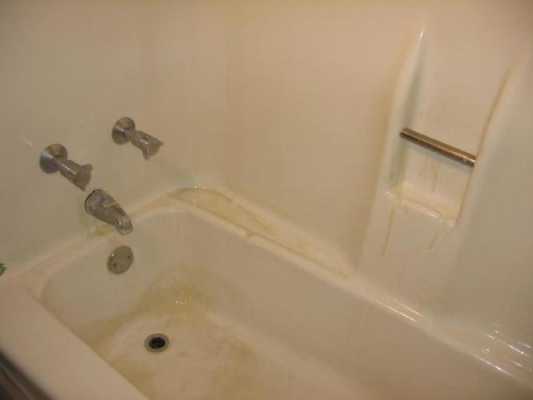 浴缸很黄的污渍是什么原因引起的-浴缸很黄的污渍是什么原因-第1张图片-DAWOOD LED频闪灯