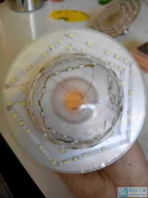 废旧光碟改造led灯-第3张图片-DAWOOD LED频闪灯