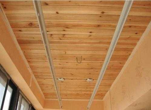  吊天花木板用什么吊「一般天花吊木板用多厚的」-第1张图片-DAWOOD LED频闪灯