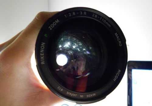 关于镜头外长霉清理的信息-第2张图片-DAWOOD LED频闪灯