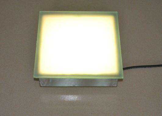 led灯辐射有多远（led灯会有辐射吗）-第2张图片-DAWOOD LED频闪灯