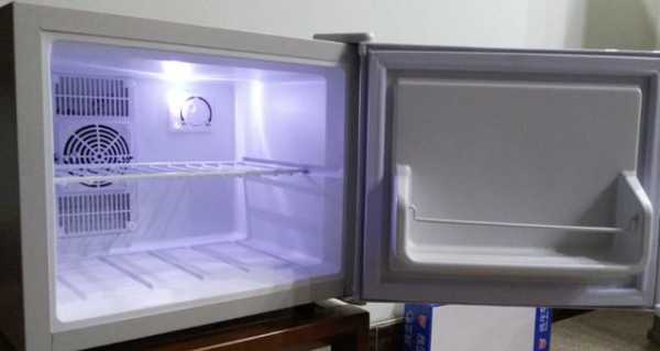  冰柜声音很大是为什么「冰柜声音太大是什么原因」-第2张图片-DAWOOD LED频闪灯