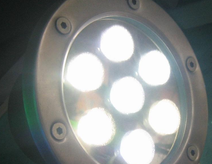led灯通电微闪（led灯通电闪烁）-第2张图片-DAWOOD LED频闪灯