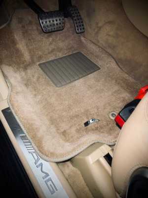 洗汽车地毯什么价格是多少_洗车的地方可以洗地毯吸干-第2张图片-DAWOOD LED频闪灯