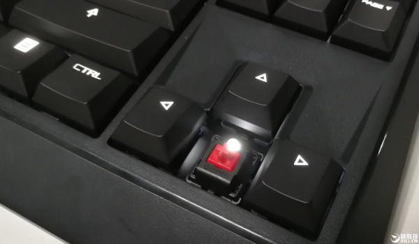  键盘LED灯测试压力「键盘led在哪」-第2张图片-DAWOOD LED频闪灯