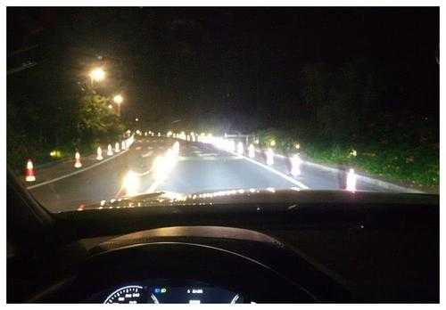 高速公路晚上用灯-夜间上高速led灯-第2张图片-DAWOOD LED频闪灯